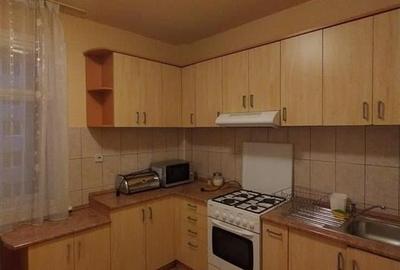 RECO Apartament cu trei camere de inchiriat - 1