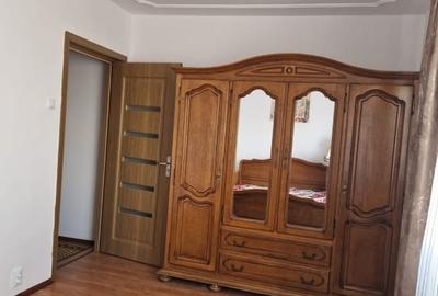 Ocazie: vand apartament cu 3 camere str.Ghe Lazar - 4