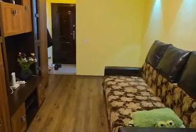 Garsonieră semidecomandată în Traian - 2