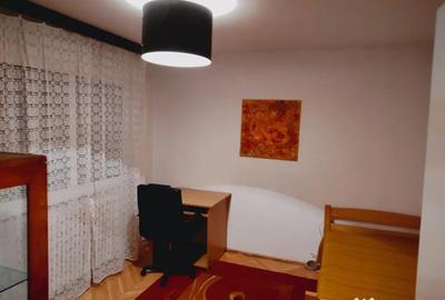 Apartament cu 3 camere semidecomandat, mobilat în Tătărași - 9