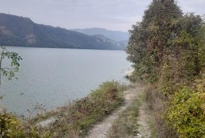 Vând teren pe clisura Dunării - 9