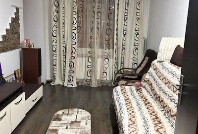 Apartament cu 2 camere decomandat în Micro 13 - 6
