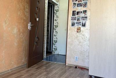 Apartament cu 4 camere semidecomandat, mobilat în Crângași - 12