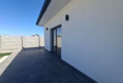 Casă individuală cu 4 camere cu Teren 400 Mp în Olteni - 2