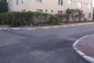 Casă cu 24 camere cu Teren 1000 Mp în Costinești