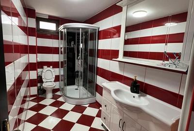 Casă cu Teren 400 Mp în Central - 1