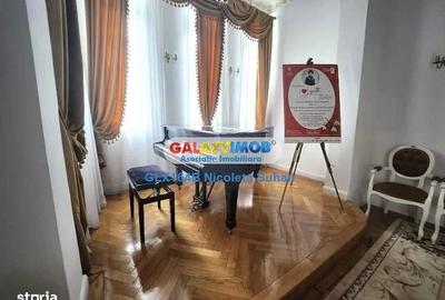 Casă cu 8 camere cu Teren 707 Mp în Romană - 2