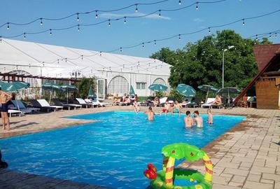Spațiu comercial, de 250 mp, în Central - 1