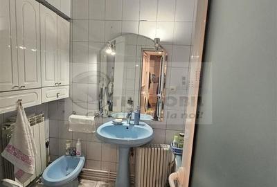 Apartament 4 camere - Hala Centrala - 12