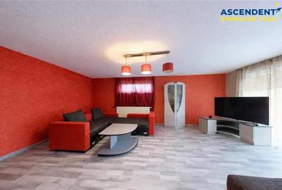 Casă individuală cu 8 camere cu Canalizare în Livezeni - 11