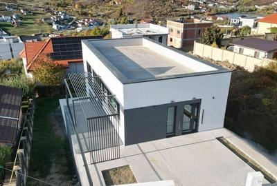 Casă cu 4 camere cu Teren 540 Mp în Central - 8