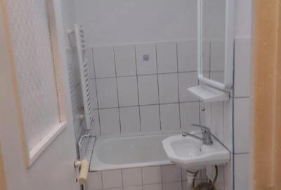 Garsonieră decomandată în Astra - 2