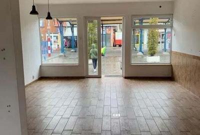 Spațiu comercial, de 42 mp, în 7 Noiembrie - 1