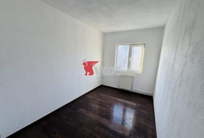 Apartament cu 3 camere decomandat în Lipovei - 3