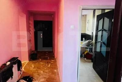 Apartament cu 3 camere decomandat în Central - 2