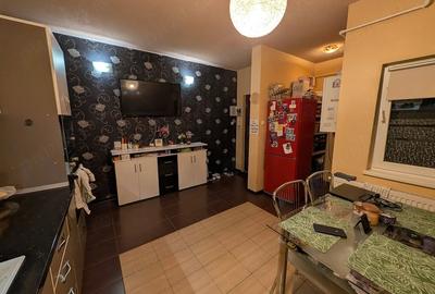 Apartament cu 2 camere decomandat în Lipovei - 3