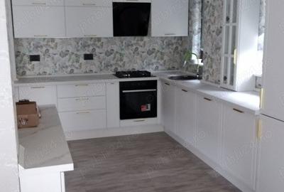 Casă cu 6 camere în Crevedia - 3