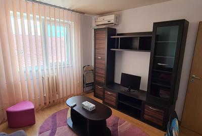 Apartament cu 1 Cameră–Mobilat–Bulevardul Cetății-Comision %-49500 Euro - 2