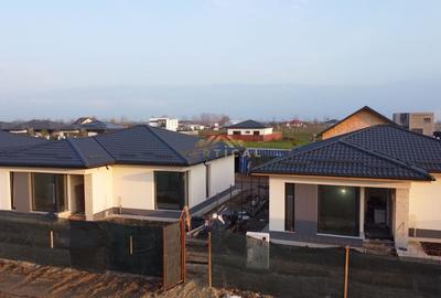 3 Case Exclusive! 3 Camere, 2 Bai, Comuna Berceni - 2