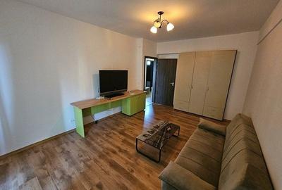 Apartament cu 2 camere decomandat în Olimpia-Stadion