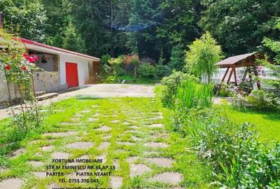 Casă cu 7 camere cu Teren 1250 Mp în Central