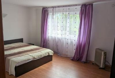 Casă cu 5 camere cu Teren 500 Mp în Central - 2