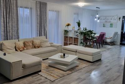 Casă cu 4 camere în Bucureasa - 2