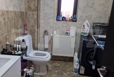 Casă cu 3 camere cu Canalizare în Unirii - 11