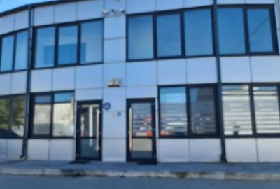 Spațiu industrial, de 3,557 mp, în Central