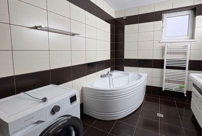Apartament cu 3 camere decomandat în Cetate - 1
