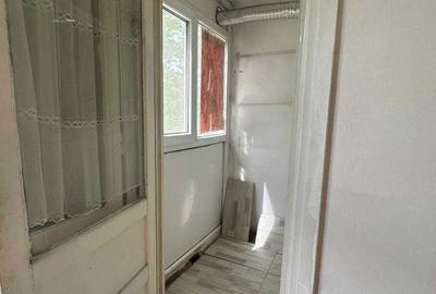 Apartament cu 3 camere semidecomandat în Drumul Găzarului - 2