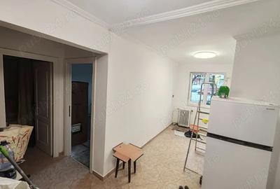 Apartament cu doua camere de vanzare parter - 2