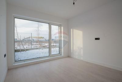 De vanzare apartament de lux cu 4 camere, curte de 279 mp in Pallady - 22