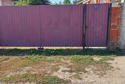 Casă cu 3 camere cu Teren 1480 Mp în Tămașda - 1