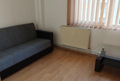Apartament cu 2 camere decomandat în Central - 4