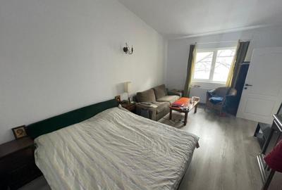 Casa 7 camere, 350 mp utili, 150 mp curte, zona Premium a Bu - 2