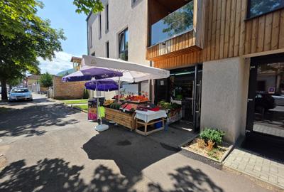 Spațiu comercial cu vitrina str Avram Iancu - 5