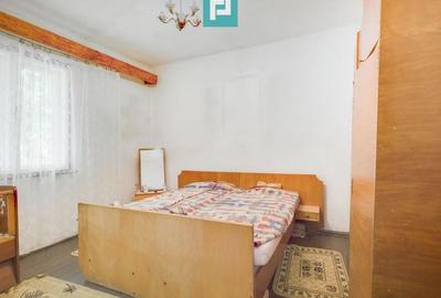 Apartament la casă cu 4 camere în Pârneava - 8