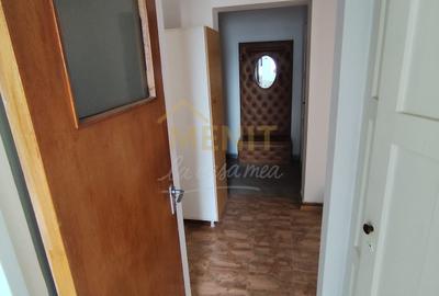 Apartament cu 3 camere decomandat, mobilat în 8 Martie - 11