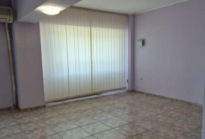 Apartament 3 camere /71.68 mp/Centru / Etaj 2 - 1