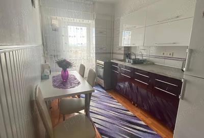 Inchiriez apartament 3 camere - 1