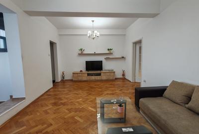 Bulevardul Magheru 2 camere spatios si renovat, mobilat elegant. - 3