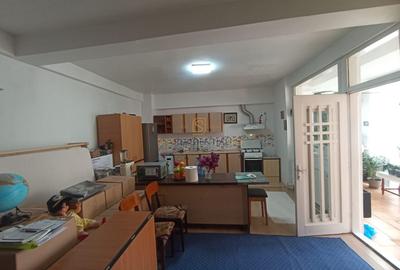 Casă individuală cu 7 camere cu Canalizare în Brâncoveanu - 19