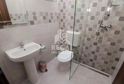 Pensiune de vanzare proprietate complet func?ionala - 3