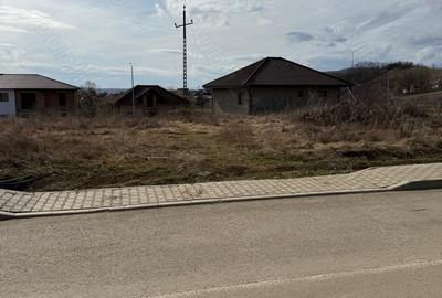 Teren de 448 mp, în Central - 1