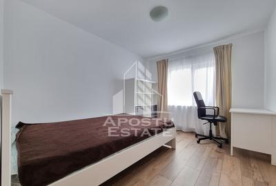 Apartament cu 3 camere, 2 bai, decomandat, renovat, zona ... - 1