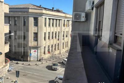 Apartament cu 3 camere decomandat în Ultracentral - 9