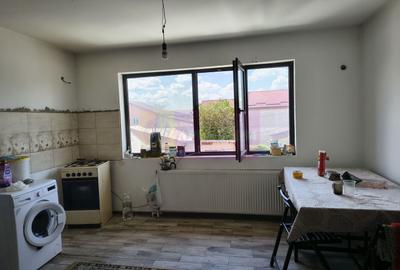 Spațiu comercial, de 250 mp, în 1 Decembrie - 8
