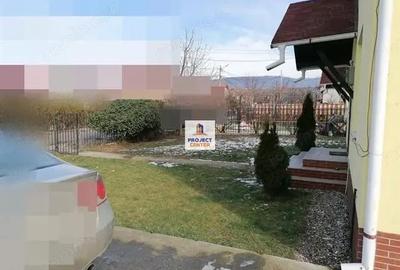 Casă cu 4 camere în Central - 1