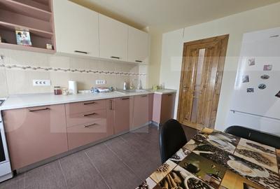 Apartament de vanzare, cu 4 camere, 77 mp, zona Soarelui - 11